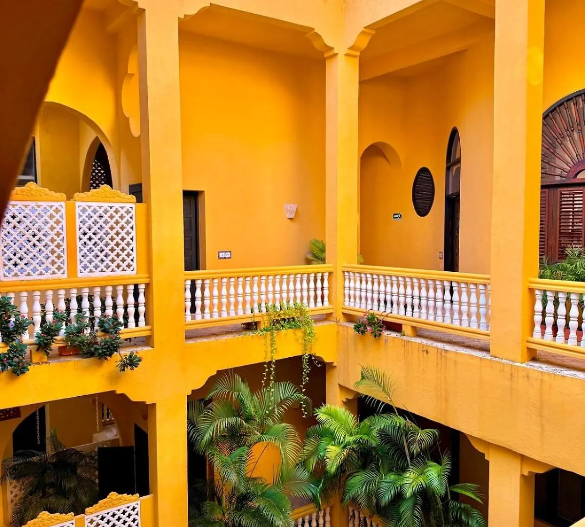 아파트 Walled City 2 Private Patios, Rooftop With Pool Cartagena