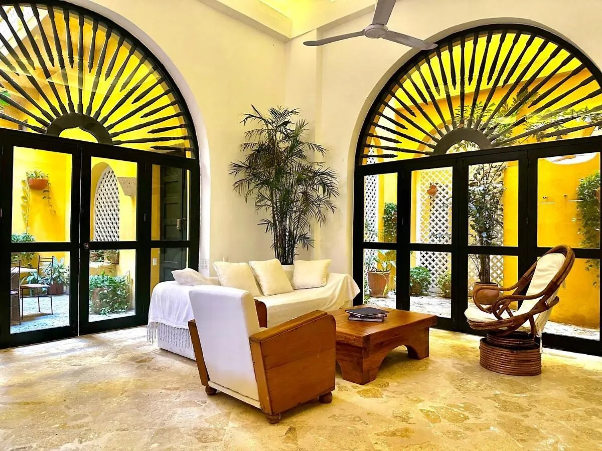 아파트 Walled City 2 Private Patios, Rooftop With Pool Cartagena
