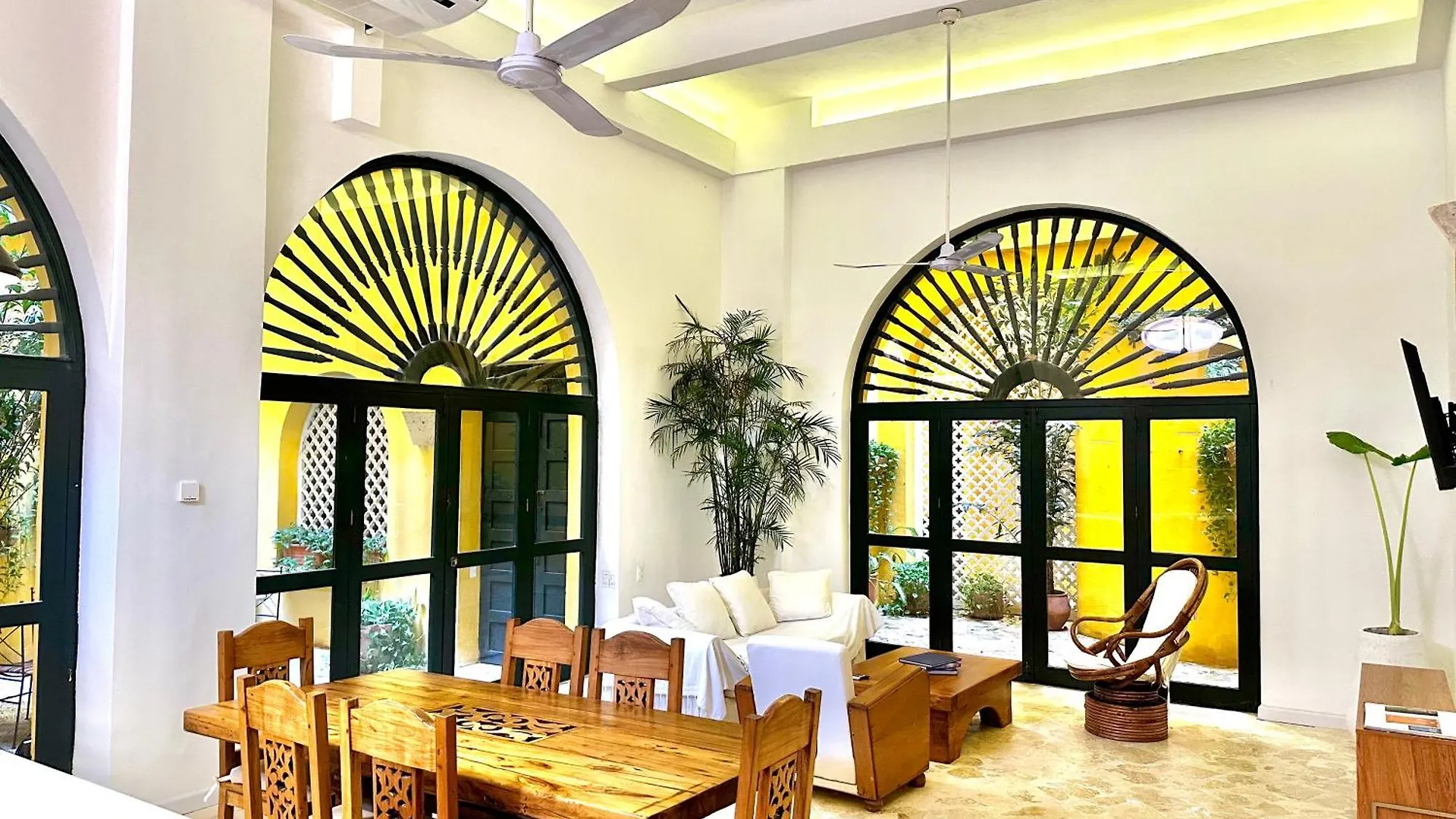 By Calamari Homes - El Porvenir 206 Walled City Cartagena