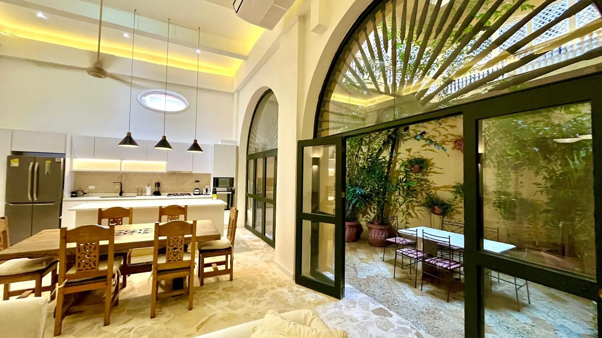 By Calamari Homes - El Porvenir 206 Walled City Cartagena