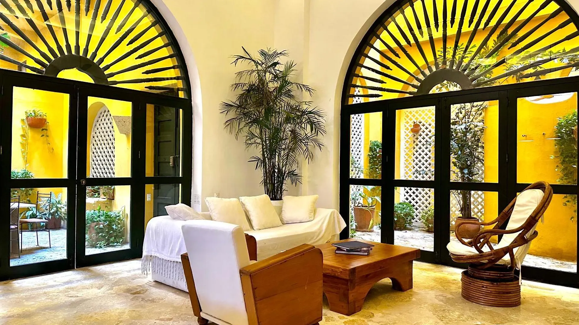 By Calamari Homes - El Porvenir 206 Walled City Cartagena 哥伦比亚