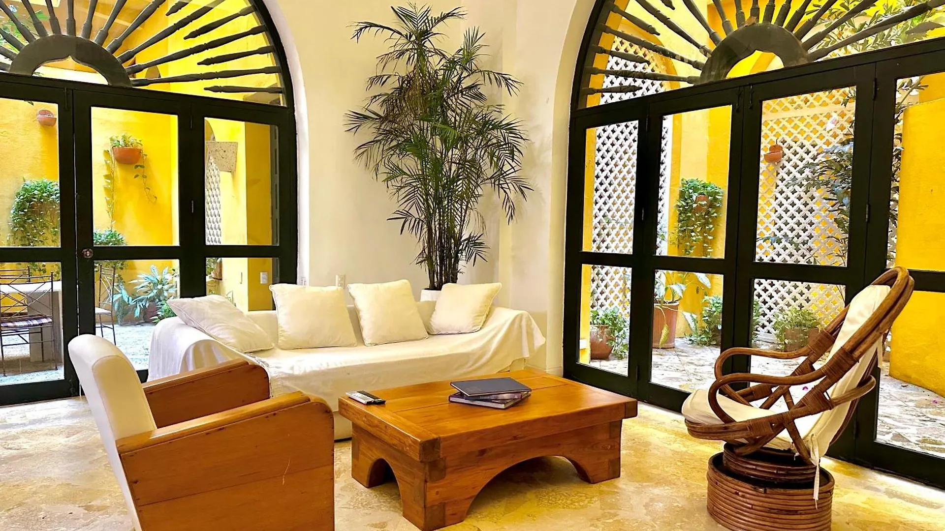 By Calamari Homes - El Porvenir 206 Walled City Cartagena 公寓