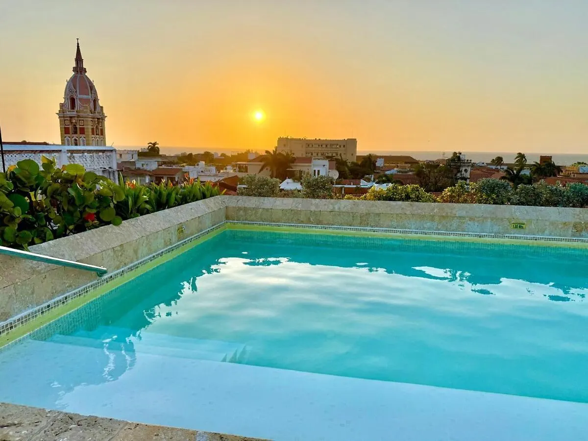 Walled City 2 Private Patios, Rooftop With Pool Cartagena